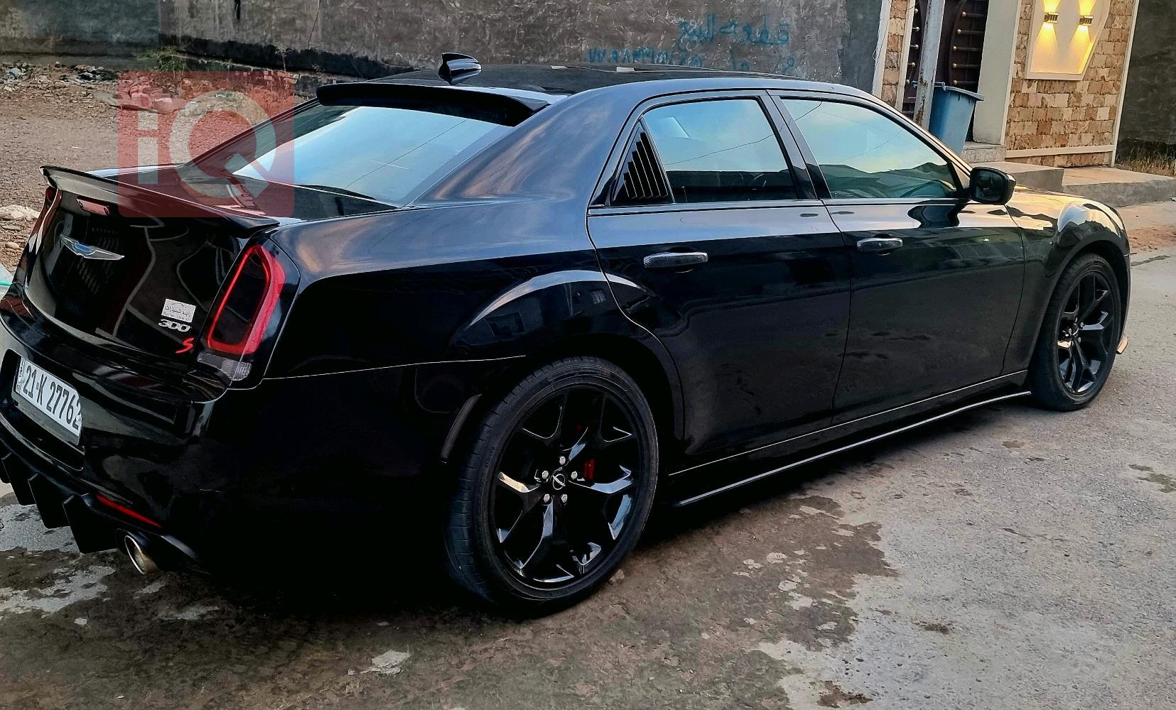 كرايسلر 300